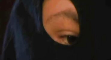 sex bé áo đen Mun Mac phimhiepdam fucks Mac Trong phòng ngủ.